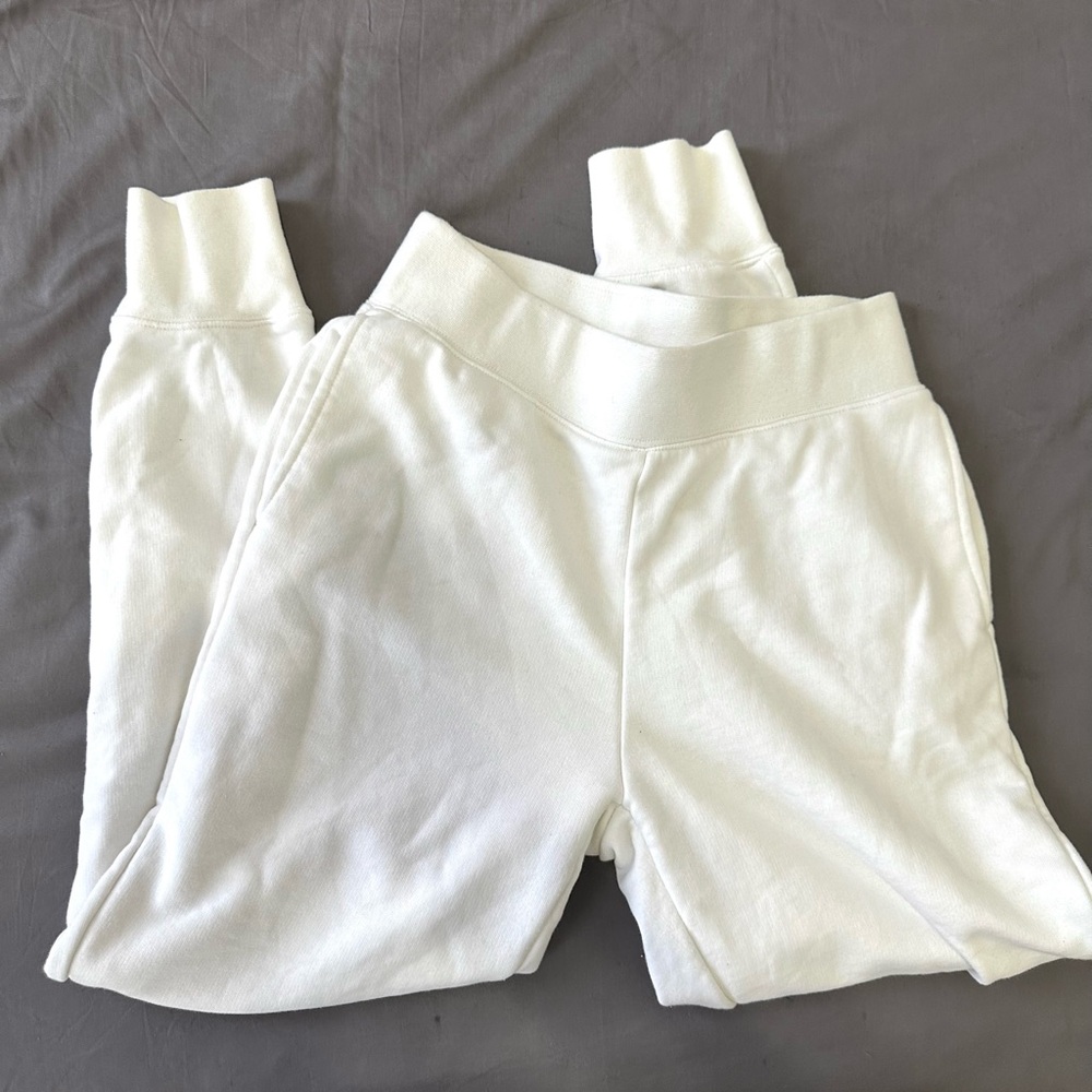 ARITZIA TNA Airy AF Fleece Joggers - size medium ♥️